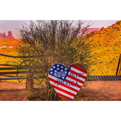 Perry, William 아티스트의 God Bless America sign-Monument Valley-Utah작품입니다.